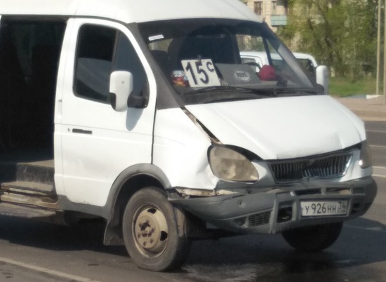 В Волгограде произошло ДТП с участием нелегальной маршрутки